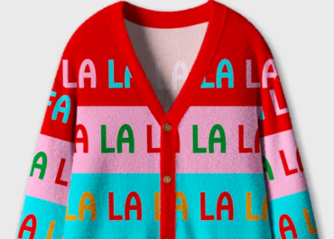 Teacher-Shirts-2025-The-Cutest-Funniest-&-Most-Festive-Styles-Every-Educator-Needs-beauty-and-fashion-freaks-3