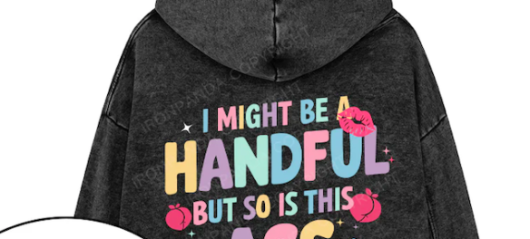 Top-Gym-Shirts-&-Christmas-Workout-Outfits-Women-Are-Obsessed-With-in-2025-beauty-and-fashion-freaks-3