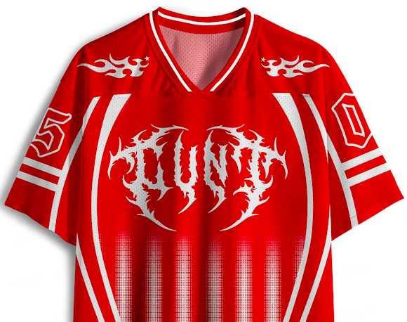 Y2K-Is-Back-Baby-Tees-&-Retro-Shirts-That-Are-Taking-Over-2025-Fashion-Trends-beauty-and-fashion-freaks-3