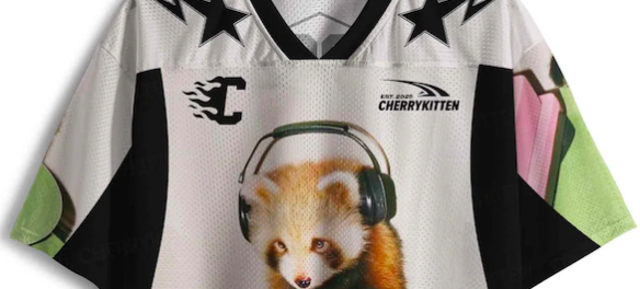 Y2K-Fashion-Is-Officially-Back-These-Baby-Tees-and-Jerseys-Are-Everywhere-in-2026-beauty-and-fashion-freaks-3